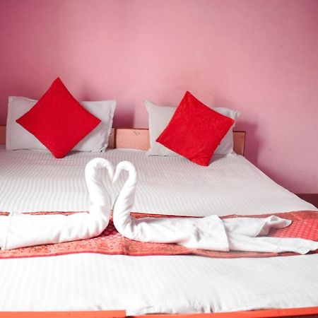 Family Guest House فاراناسي المظهر الخارجي الصورة