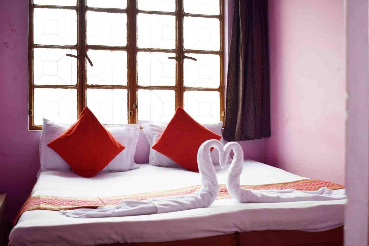 Family Guest House فاراناسي المظهر الخارجي الصورة