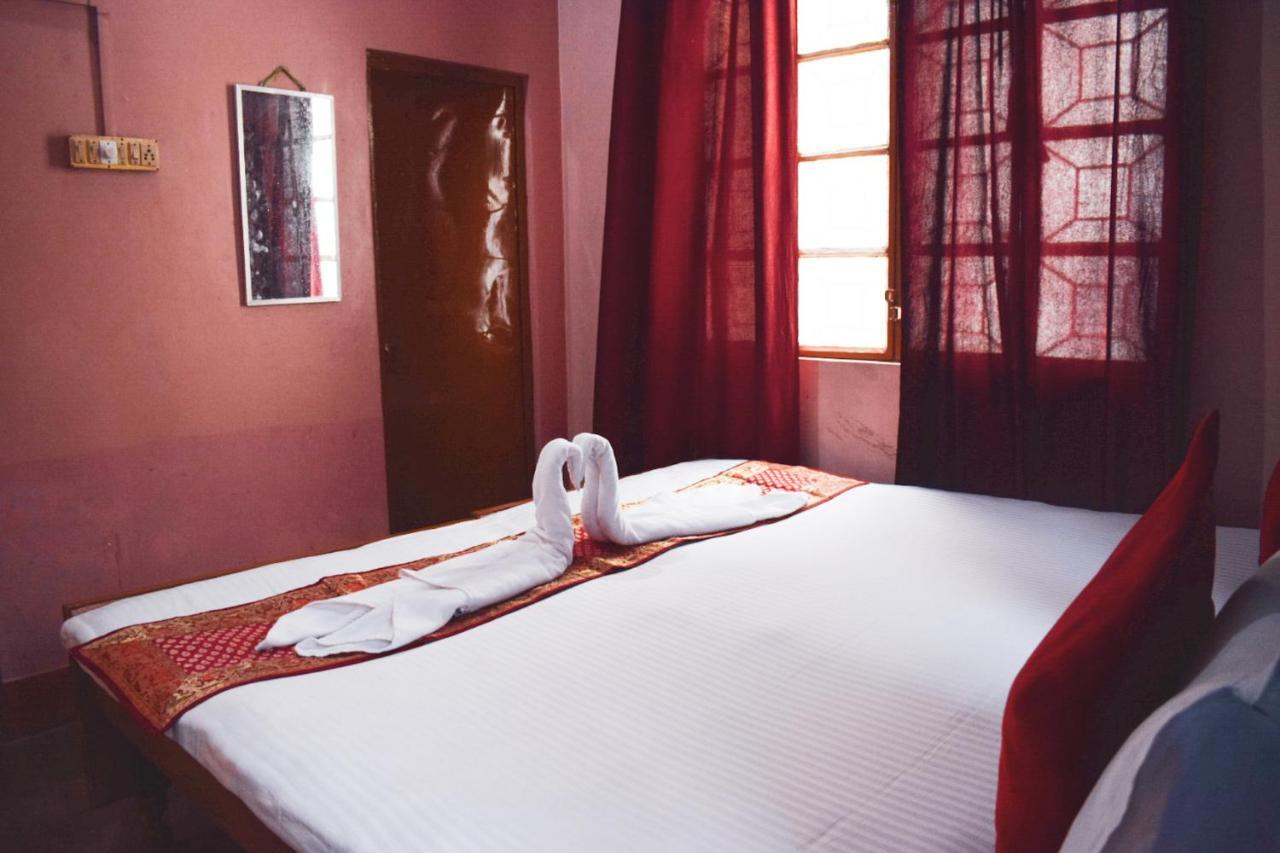Family Guest House فاراناسي المظهر الخارجي الصورة