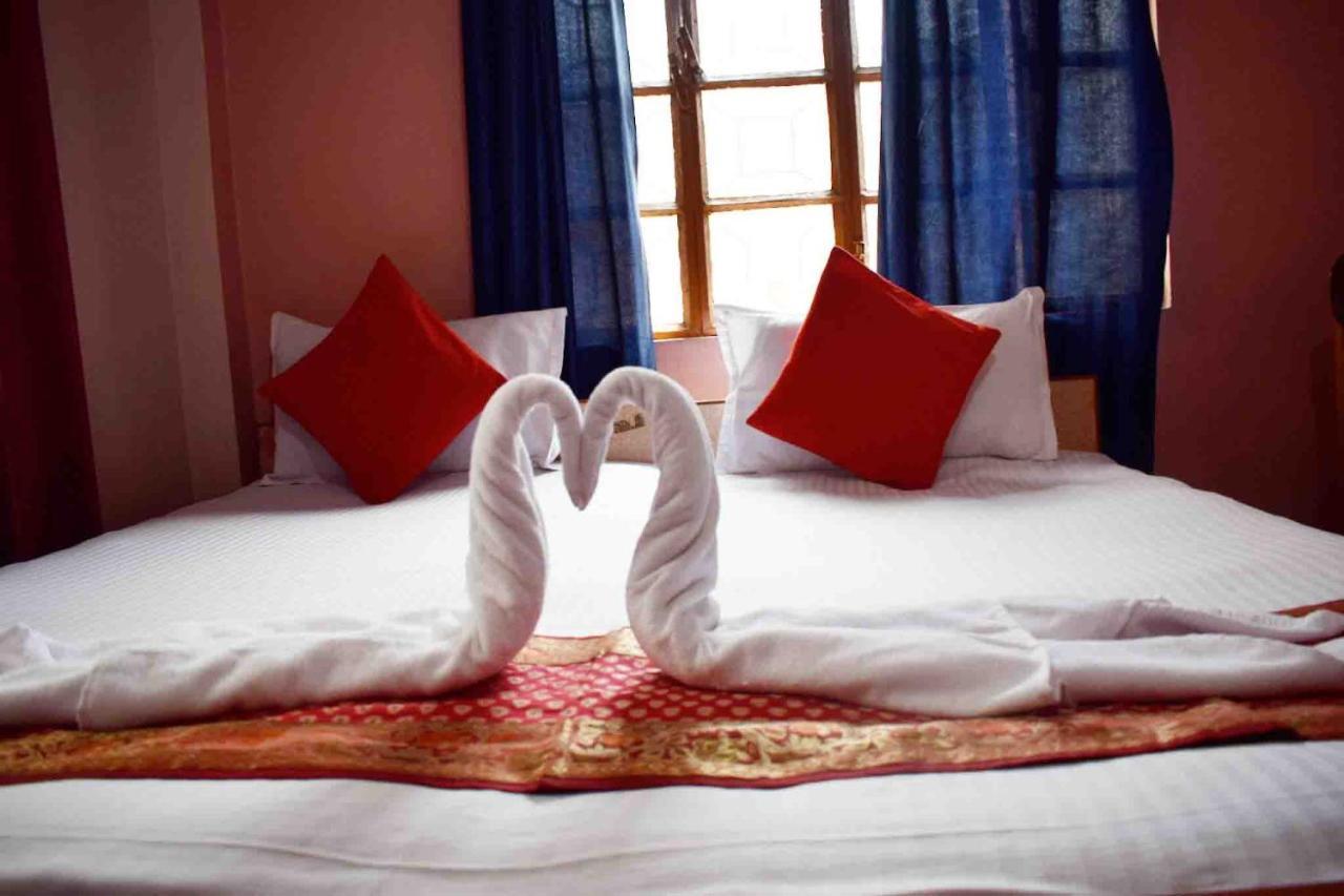 Family Guest House فاراناسي المظهر الخارجي الصورة